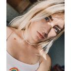ami_dari (Dari🍯) OnlyFans Leaked Pictures and Videos 

 profile picture