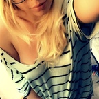 BlondeCookie4U @blondecookie4u Leak OnlyFans 

 profile picture