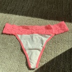 Onlyfans leak canadianmaplepanties 

 profile picture