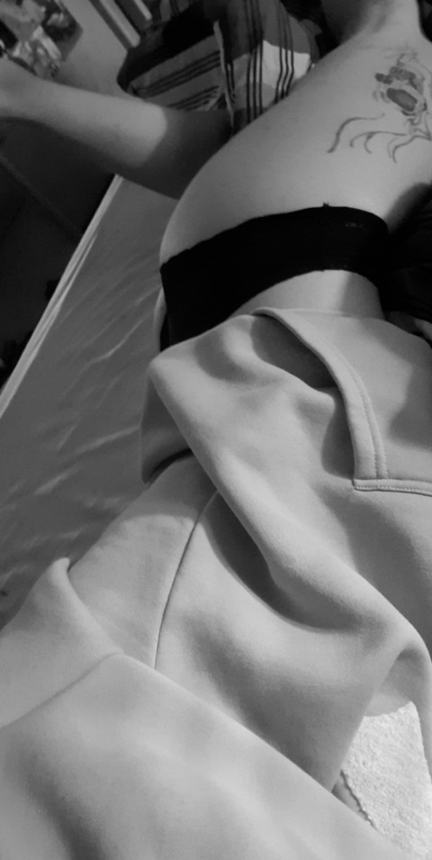 Header of cjayyone
