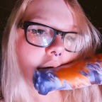 ellie 🍄 (on break) (cleanistmutt) Leaked OnlyFans 

 profile picture