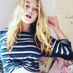 Mazie🌸 (@crazymazie) Leak OnlyFans 

 profile picture
