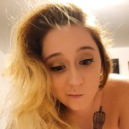 Onlyfans leak crystalq 

 profile picture