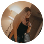 cryyystal_nicole (Crystal Nicole) OnlyFans Leaked Pictures & Videos 

 profile picture