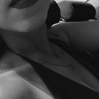 Dívanhy  Flores (@dvhfrs) Leak OnlyFans 

 profile picture