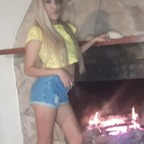 evaalovee (Evaalovee) OnlyFans content 

 profile picture