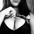 Onlyfans leak favis_rivs 

 profile picture
