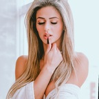 isa.menarski (Isa Menarski) OnlyFans Leaked Pictures & Videos 

 profile picture
