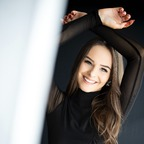 Julia Hofer juliasonja Leaks OnlyFans 

 profile picture