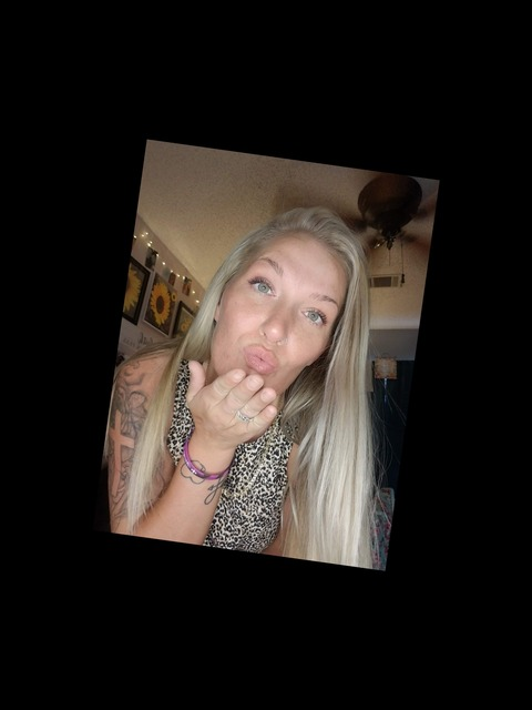Header of kaitlinbanks420