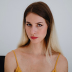 Lana🦇 (@lanadomina) Leak OnlyFans 

 profile picture