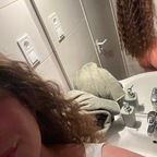 Download longhairrosie19 OnlyFans leaks for free 

 profile picture