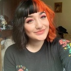 Little Sunflower 🌻 (@lookingforgem) Leaks OnlyFans 

 profile picture