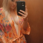 lorissaanne (RikkaRikka) free OnlyFans Leaked Pictures and Videos 

 profile picture