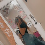 lovebugg115 (@lovebugg115) Leaks OnlyFans 

 profile picture