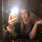 nikoletlarie OnlyFans Leaked 

 profile picture