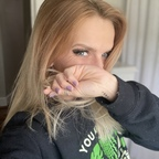 Onlyfans leak onetinymother 

 profile picture