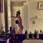 Onlyfans leak rissaxnicolee 

 profile picture