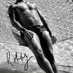 Onlyfans leaks robby_daddy 

 profile picture