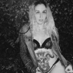 Free access to @rosegoldholed Leaked OnlyFans 

 profile picture