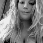 Valerie (sassynikki95) Leaked OnlyFans 

 profile picture