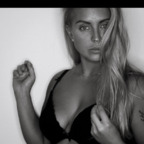 smilewithme93 OnlyFans Leak 

 profile picture