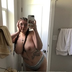 snaketitties (Linds) OnlyFans Leaked Content 

 profile picture