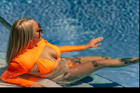 Header of the.rabbithole