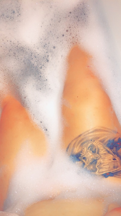 Header of thethiccqueen