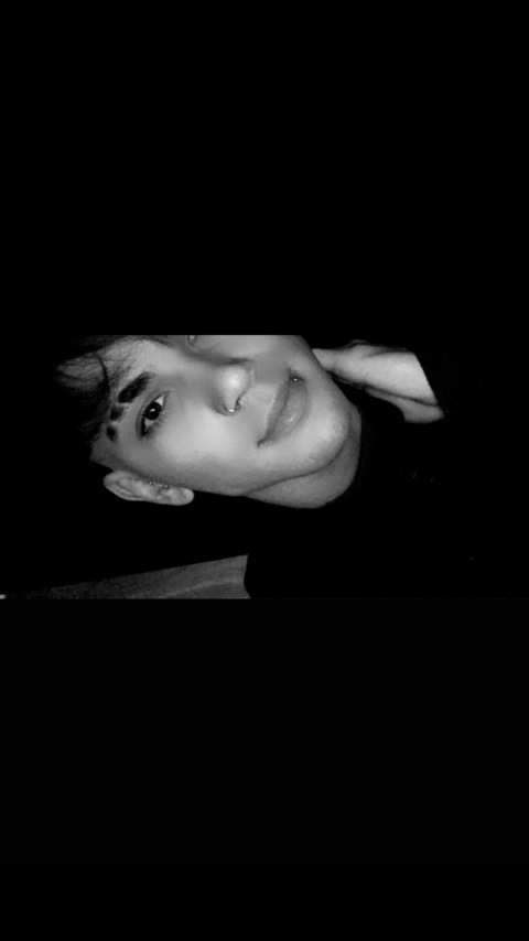 Header of tomxxxs
