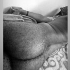 twopicalywet OnlyFans Leak 

 profile picture