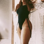 Amina @velvet.whip Leaked OnlyFans 

 profile picture