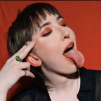 Vic 🌹 (vicvelvet) Leaks OnlyFans 

 profile picture