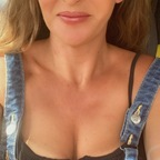 Onlyfans leak voyeursara77 

 profile picture