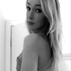 xwhyreine (Raunchy Reine) OnlyFans Leaked Videos and Pictures 

 profile picture