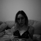 xxblondie19 (blondie❤️‍🔥) OnlyFans Leaked Content 

 profile picture