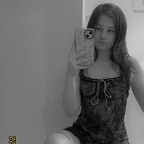 Onlyfans leaks xxemilyyxo 

 profile picture