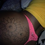 Download yellowcanary19 OnlyFans leaks for free 

 profile picture
