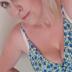 Em (@yummymummyemz) Leak OnlyFans 

 profile picture